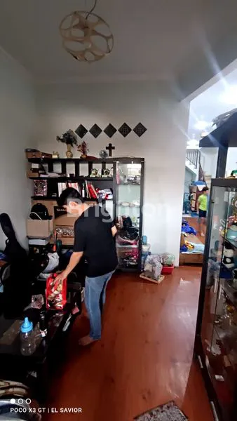 image RUMAH 2,5 LANTAI CENGKARENG TIMUR (3)