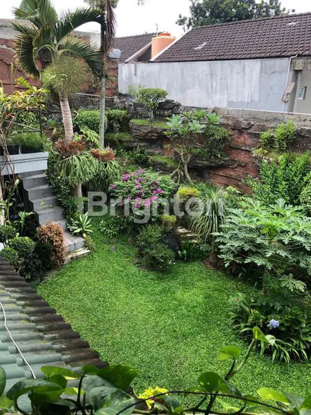 image RUMAH 2 LANTAI ASRI DI TUBAGUS ISMAIL (4)