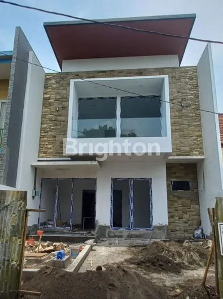 image *BARU GRESS \U203C\UFE0FRUMAH 2 LANTAI MODERN MINIMALIS, BUKIT PALMA, CITRALAND, SURABAYA BARAT*\N (1)