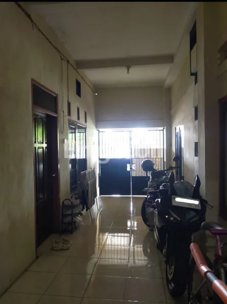 image RUMAH KOST NYAMAN DI PINGGIR JALAN RAYA, AREA TENGAH KOTA MALANG, (6)