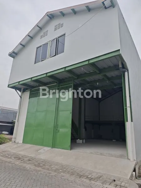 image TROPODO GUDANG BARU GRESS LOKASI STRATEGIS SELANGKAH JALAN RAYA (1)