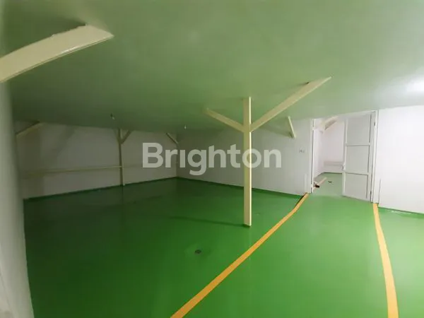 image GUDANG LUAS 720M² LOKASI AMAN SIDOARJO (4)