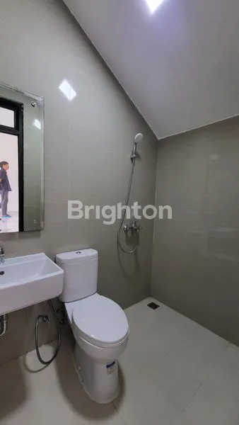 image RUMAH CITRAGRAND CIBUBUR GRANDBURRY (6)