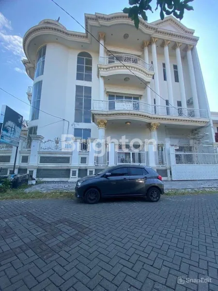 image RUMAH MEWAH HOOK SIAP HUNI RUNGKUT ASRI SELANGKAH MERR (1)