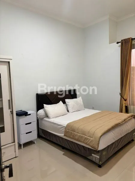 image RUMAH 2 LANTAI SEMI FURNISH DEKAT JATIM PARK 2 (2)