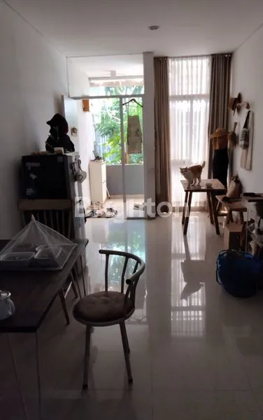 image JUAL RUMAH 2LT CLUSTER CISARANTEN TOWN HOUSE (3)