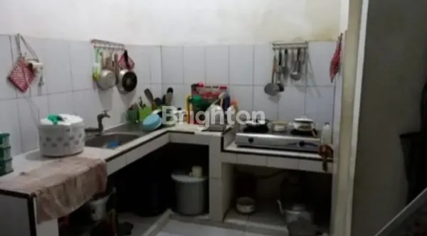 image RUMAH SECOND MULYOSARI TENGAH STRATEGIS DEKAT KAMPUS UNAIR, DEKAT GALAXY MALL  (4)