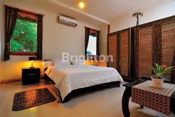 image VILLA SEMI APARTMENTS LEASEHOLD 33 YEARS BEACH FRONT AT TANJUNG BENOA (1)