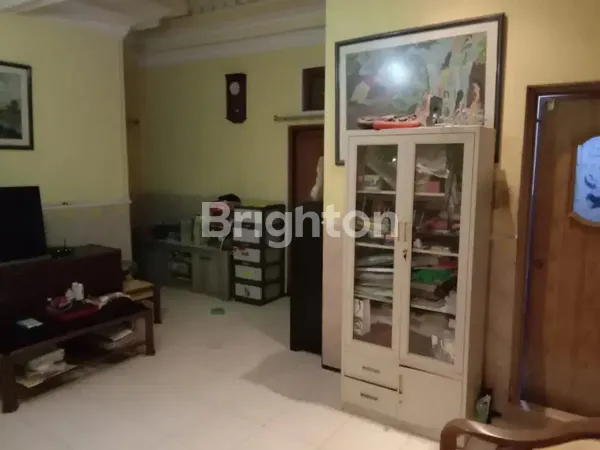 image PERUMAHAN KOSAGHRA 1,5 LANTAI, STRATEGIS DEKAT KAMPUS UPN, DEKAT MERR (4)