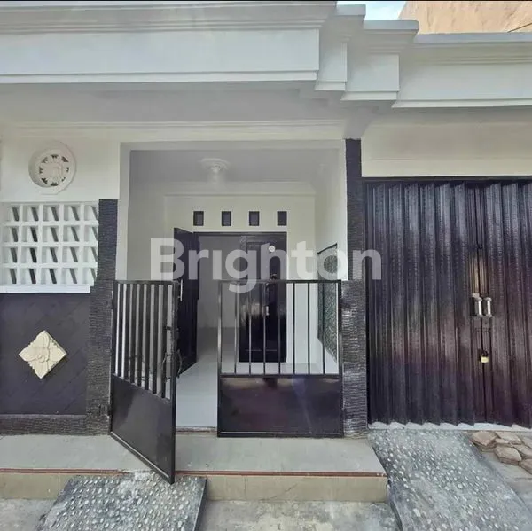 image RUMAH SIAP HUNI DEKAT SOLO BARU (1)
