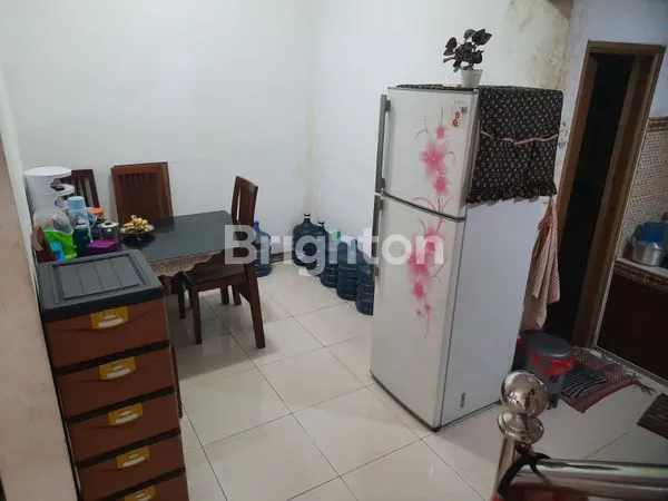 image DIJUAL RUMAH 3 LANTAI DI PONDOK UNGU PERMAI BEKASI (6)