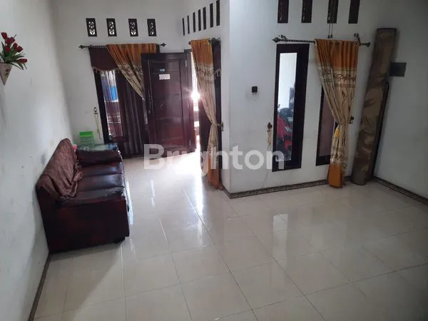 image DIJUAL RUMAH 3 LANTAI DI PONDOK UNGU PERMAI BEKASI (3)