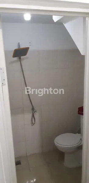 image RUMAH 2 LANTAI SPRING RESIDENCE CANDI SIDOARJO, HARGA DIBAWAH PASARAN !! (2)