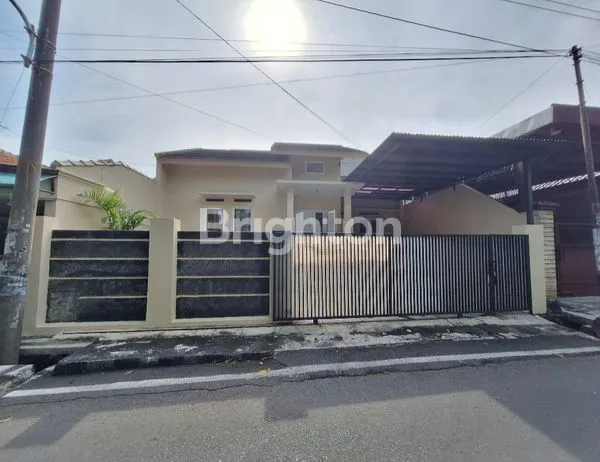 image RUMAH STRATEGIS SEMARANG SELATAN DEKAT JAVA MALL SEMARANG (1)