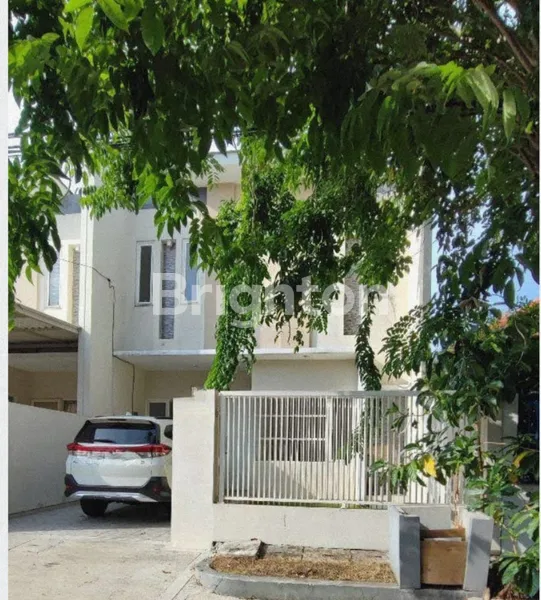 image JEMURSARI MODERN MINIMALIS PRAPEN MARGOREJO TENGGILIS KENDANGSARI (1)