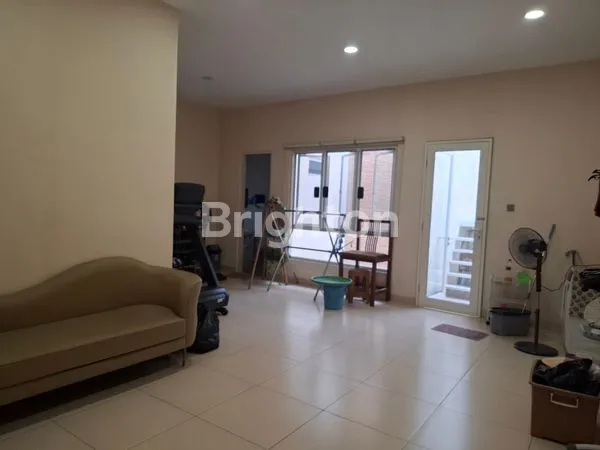 image DI JUAL RUMAH SIMPANG DARMO PERMAI SELATAN (6)