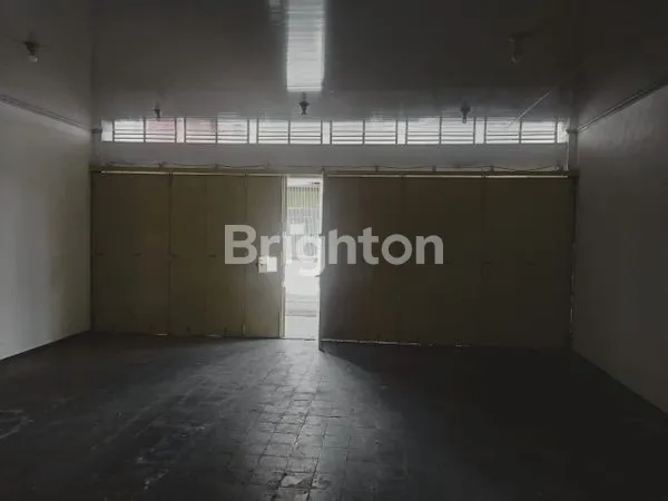 image  RUKO SEWA NUSUKAN SIAP PAKAI JALAN BESAR (8)