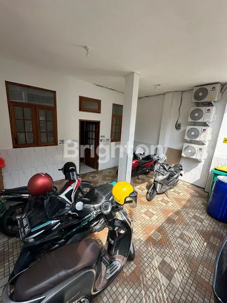 image RUMAH KOST MERUYA SELATAN (4)