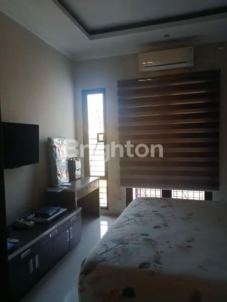 image RUMAH 3 LANTAI SIAP HUNI DI GRIYALOKA (5)