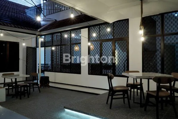 image DISEWA RUMAH LB 420M² DI SUKOMANUNGGAL (1)