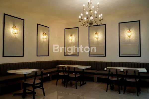 image DISEWA RUMAH LB 420M² DI SUKOMANUNGGAL (3)