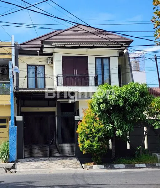 image DIJUAL RUMAH 2 LANTAI NGINDEN INTAN TIMUR (1)