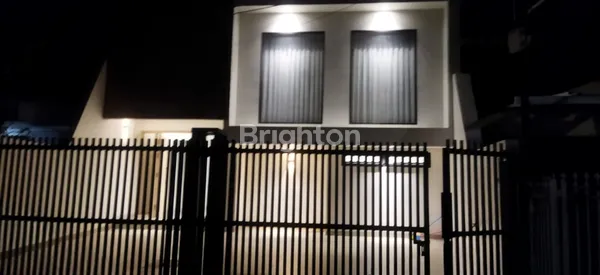 image RUMAH BARU SIAP HUNI TERENOVASI DI KELAPA GADING  (8)