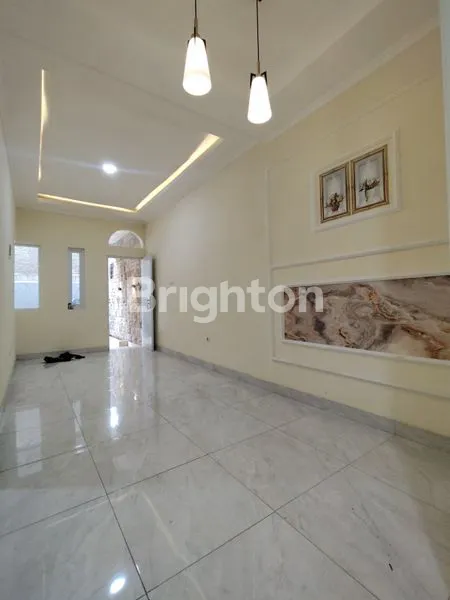 image DI JUAL RUMAH 2 LANTAI MINIMALIS DI JAKARTA TIMUR, 10-15 MENIT KE CAWANG TOL, 10 MENIT KE TAMAN MINI INDONESIA INDAH, 10-15 MENIT KE PASAR REBO/CIRACAS (2)