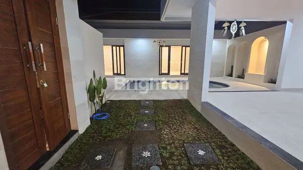image VILLA 1 LANTAI SEMI FURNISHED DENGAN SWIMMING POOL DAN GARDEN DILINGKUNGAN TENANG DAN LOKASI STRATEGIS DEKAT DENGAN WISATA PANTAI DIAREA SEMINYAK  (2)