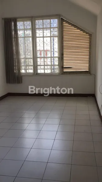 image RUMAH KANTOR DALAM KOMPLEK KOMERSIAL JL JEND SUPRAPTO CEMPAKA PUTIH STRATEGIS EKONOMIS DKT RS YARSI (5)