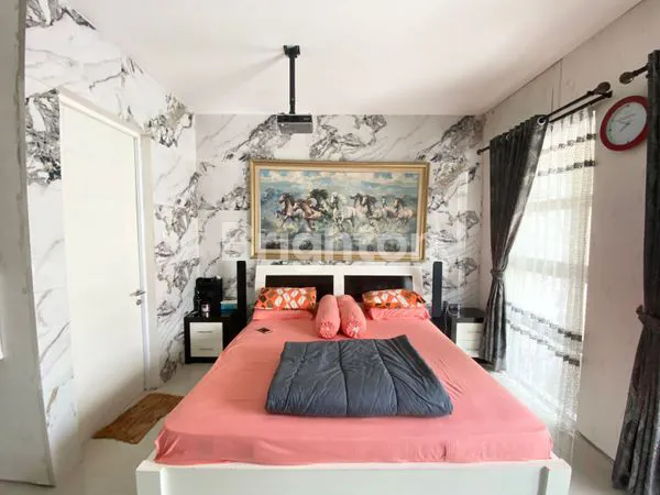 image RUMAH ROYAL RESIDENCE 2LT, SIAP HUNI (4)