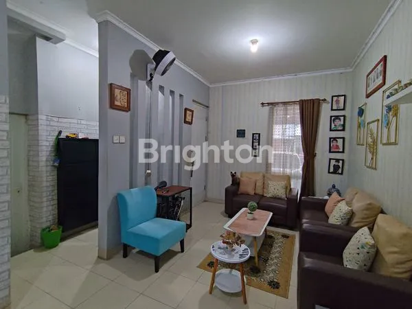 image DI JUAL CEPAT RUMAH HOEK CLUSTER URBANA PLACE BINTARO (2)