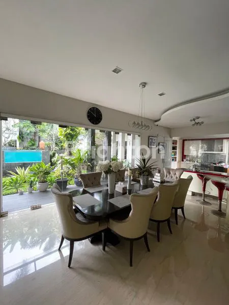 image LUXURIOUS MODERN SEMI FURNISHED (1)