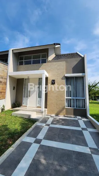 image RUMAH BARU HARGA SECONDARY FULL FURNISH DI DALAM CLUSTER CITRALAND CIBUBUR (1)