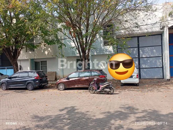 image GUDANG SIAP PAKAI DI LINGKAR TIMUR (1)