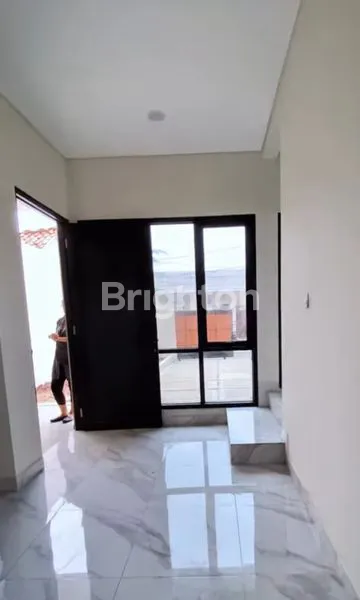image RUMAH BARU DEKAT UPJ  DAN STASIUN JURANG MANGU LT 150M2 LB 195M2 (4)