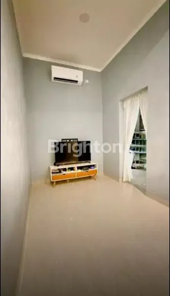 image RUMAH 2 LANTAI  SIAP HUNI  DILOKASI STRATEGIS, LARANGAN, TANGERANG. (6)