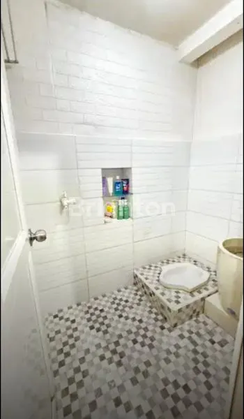 image RUMAH 2 LANTAI  SIAP HUNI  DILOKASI STRATEGIS, LARANGAN, TANGERANG. (8)