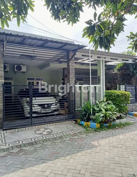 image RUMAH MEWAH 200M² DI KUTISARI, HARGA PROMO (1)