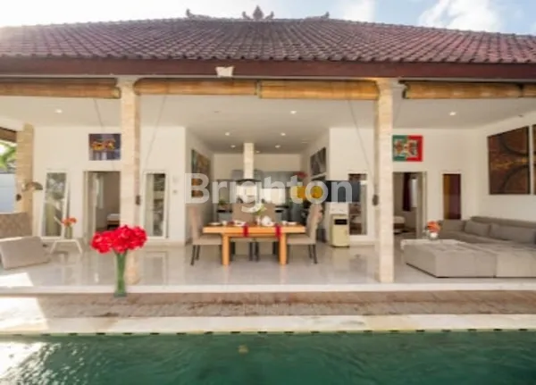 image VILLA MADEWI DI JALAN BEJI AYU, SEMINYAK (1)