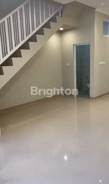 image JUAL 2 UNIT RUMAH BARU 2LT. STRATEGIS. CISARANTEN. BANDUNG (5)