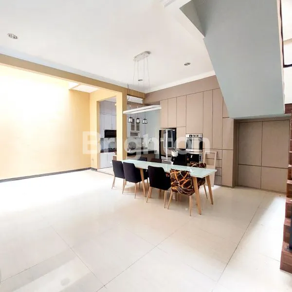image RUMAH MEWAH LEBAR 12MTR FULL FURNISHED DI KOMPLEK CITRA GARDEN CLUSTER RICH MANSION - CIPUTRA GROUP JL JAMIN GINTING - KOMPLEK DENGAN DOUBLE GATE SECURITY DAN FULL FASILITAS (3)