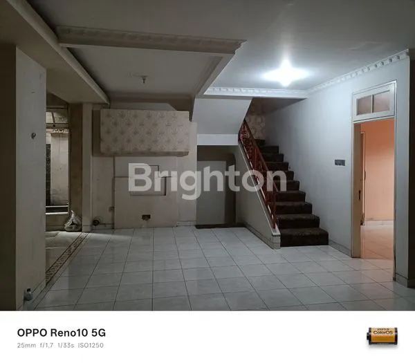 image RUMAH SIAP HUNI LEGENDA WISATA BOGOR (1)