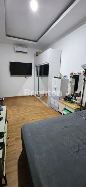 image RUMAH CANTIK 2 LANTAI DI JUAL DI JALAN BAKTI JAYA LUK (4)