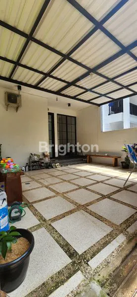 image RUMAH CANTIK 2 LANTAI DI JUAL DI JALAN BAKTI JAYA LUK (2)