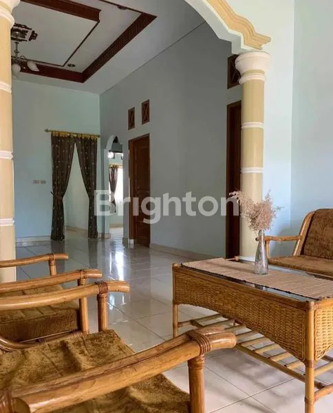 image RUMAH CANTIK BERSIH TANAH LUAS (4)