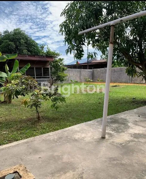 image RUMAH CANTIK BERSIH TANAH LUAS (8)