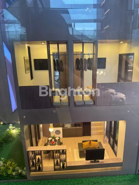 image VIREYA A LEGACY OF BEAUTY (2)