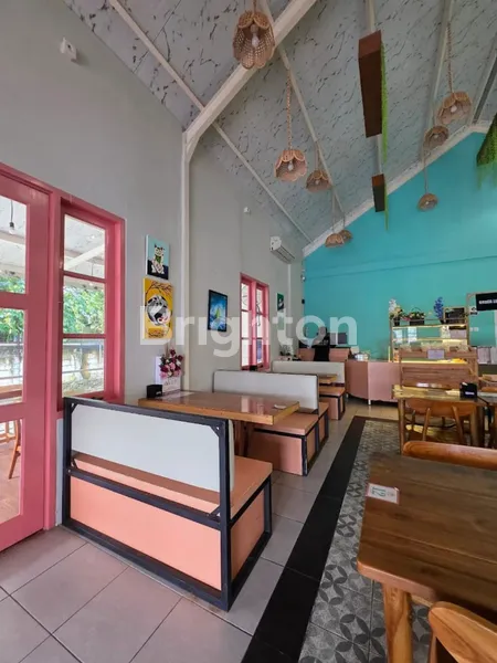 image TEMPAT USAHA EX CAFE DI RAYA TELAGA UTAMA LAKARSANTRI (6)