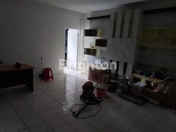 image RUKO 3 LANTAI NOL JALAN KENJERAN (4)